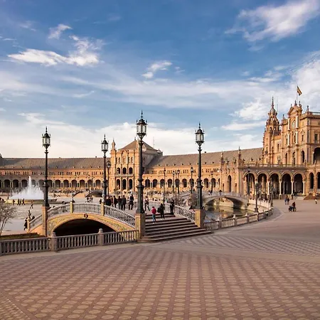 Apartamento Rodrigo De Triana Courtyard By Valcambre