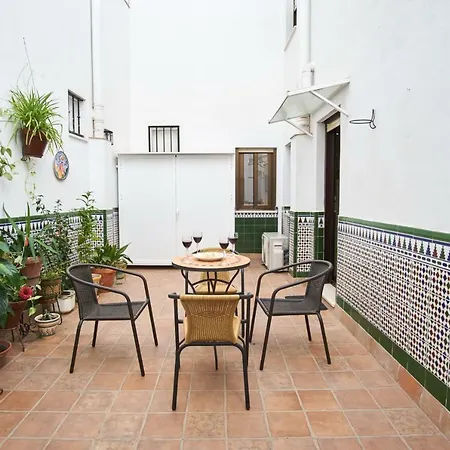 Appartement Rodrigo De Triana Courtyard By Valcambre