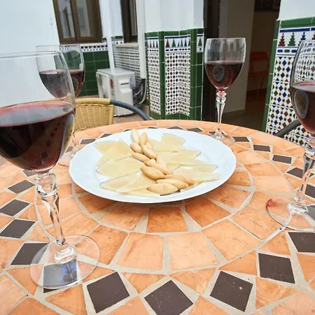 Appartement Rodrigo De Triana Courtyard By Valcambre *